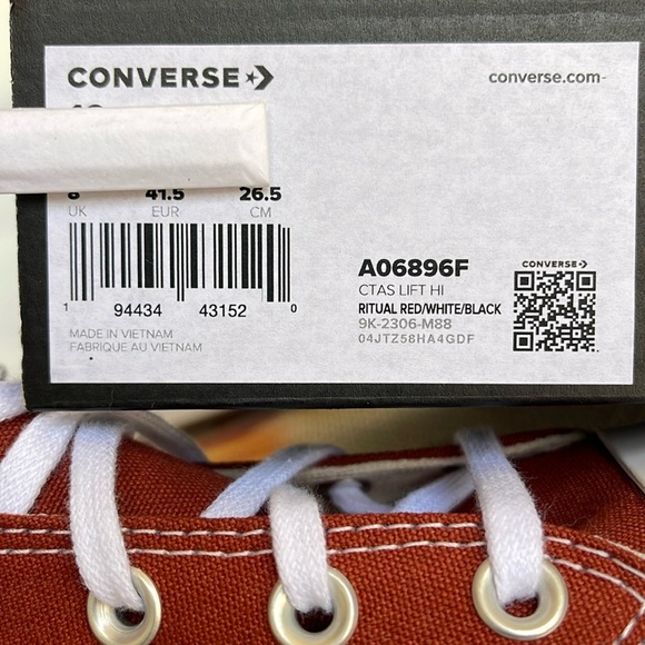 Converse WMNS CTAS A06896F
CTAS LIFT HI
RITUAL RED/WHITE/BLACK
Platforms - Picture 16 of 16